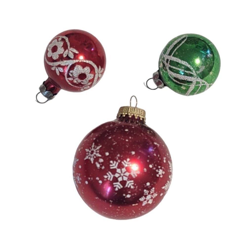 Vintage Mercury Glass Stenciled Snowflake Christmas Holiday Ornament‎ Glitter